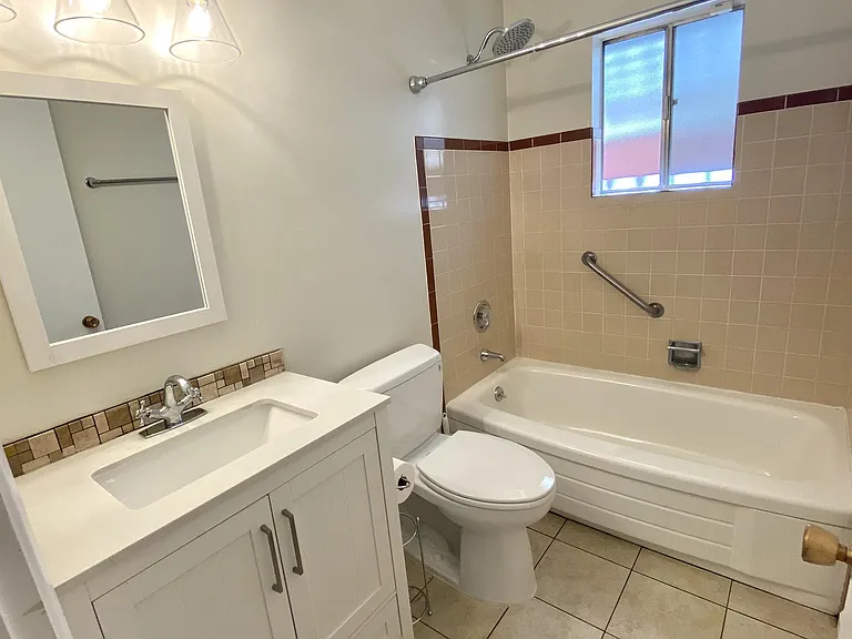 340 Wiley St — Photo 11