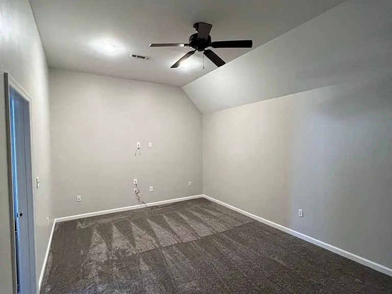 328 Amber Ln — Photo 28