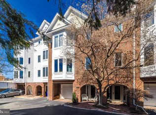 129 Chesterfield Pl SW, Leesburg, VA 20175