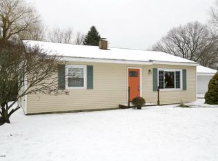 4405 Stratford Dr, Portage, MI 49024
