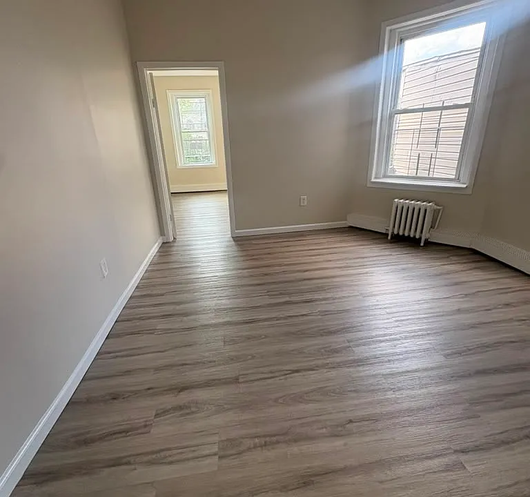89 Prospect St #2C
