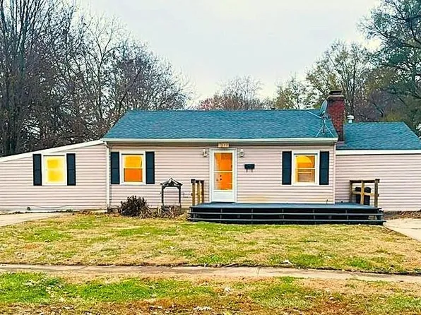 1922 Spratt Ave, Saint Joseph, MO 64507