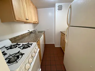 Rented by City Connections Realty