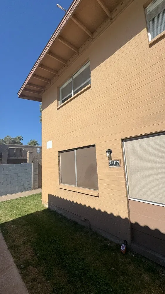 4 bed, 2.5 bath, 1638 sqft, $1,795 — Photo 1
