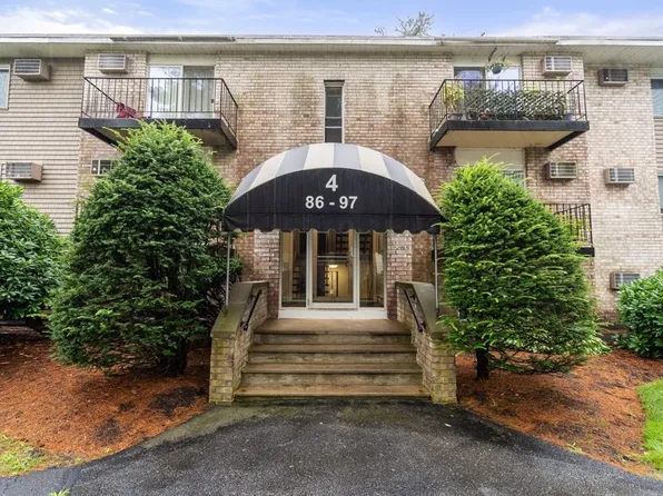 440 North Ave APT 97, Haverhill, MA 01830