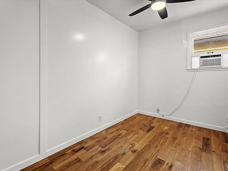 1029 S Westmoreland Ave #205 — Photo 7