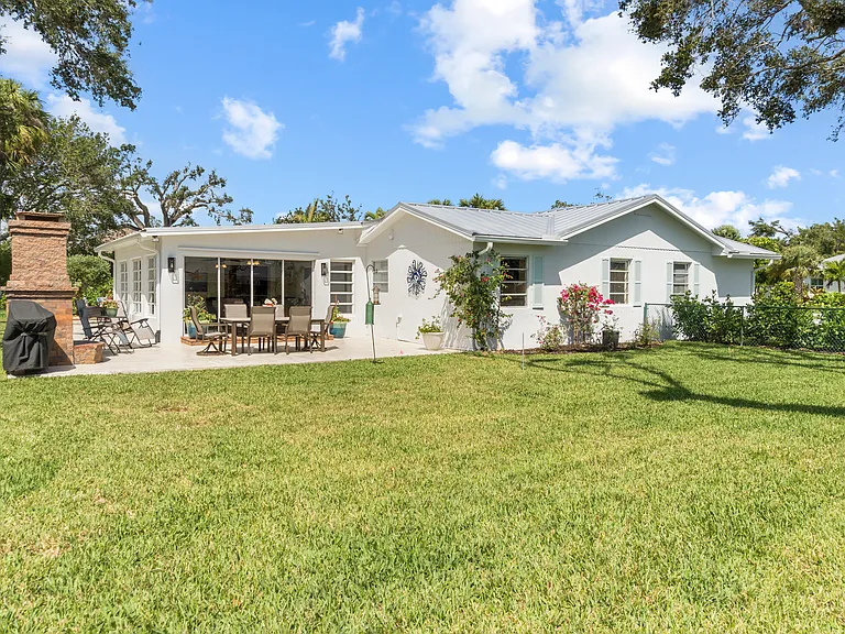 594 Bougainvillea Ln — Photo 50