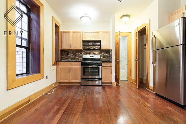 Rented by ERNY LLC | media 29