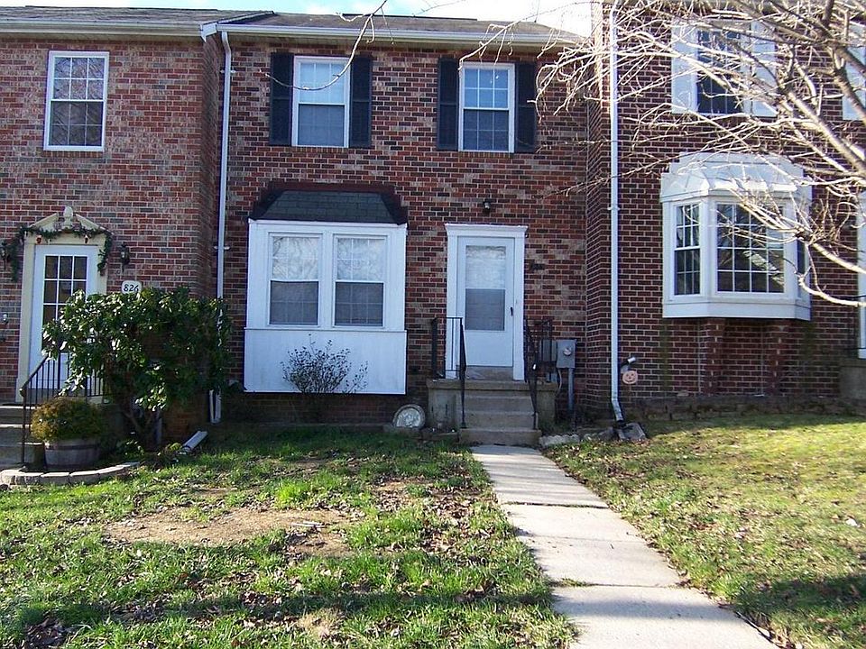 1st image of 824 Tilghman Dr