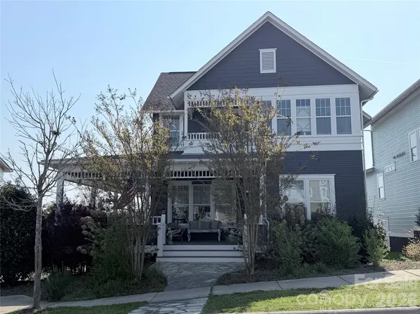 772 Waterscape Ct, Rock Hill, SC 29730