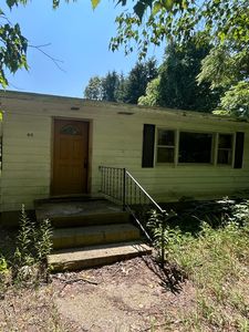 62 Flat River Dr SE, Lowell, MI, 49331