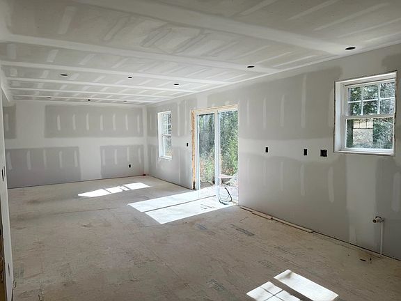 4th image of 226 Wild Acres Road