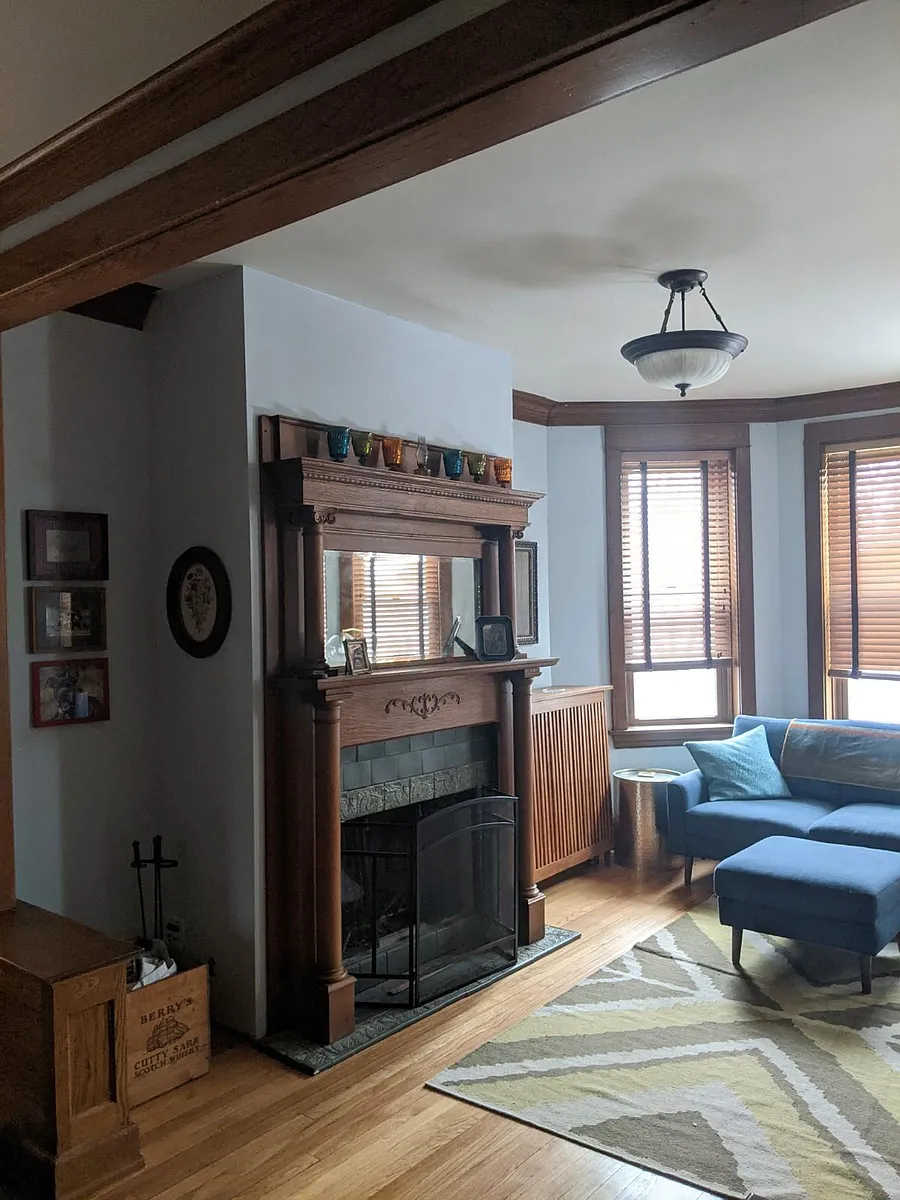 Building Photo - 4521 N Rockwell St #2