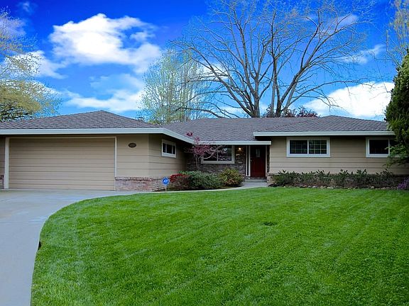 2nd image of 6366 Driftwood St