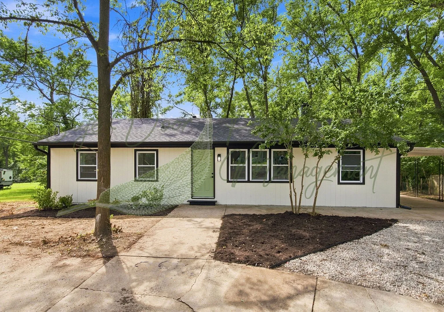 Beautiful Home In Independence!! — Photo 3