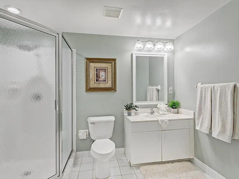 500 Uno Lago Dr #402 — Photo 26