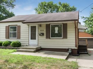 1512 Oak Park Ave, Des Moines, IA 50313