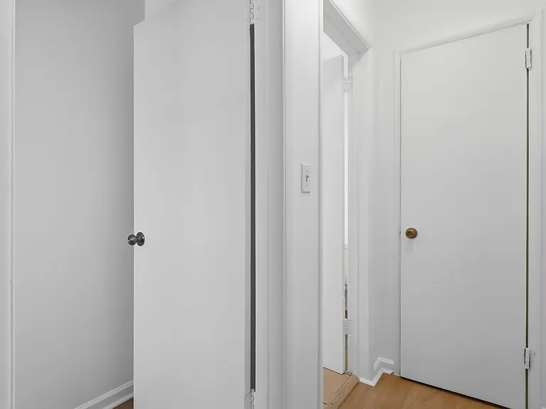 12805 Vanowen St — Photo 18