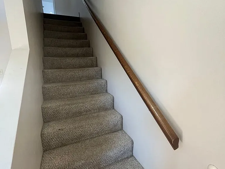 186 E Main St — Photo 12