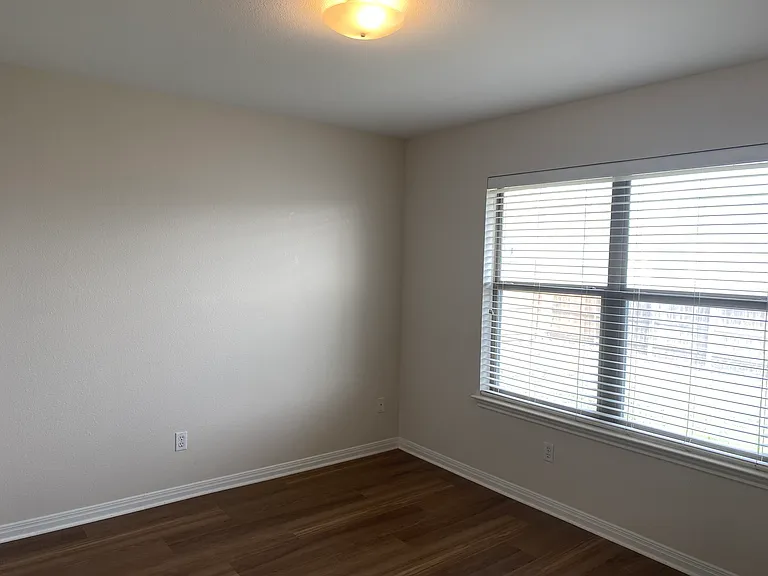 2125 Keystone Dr — Photo 6