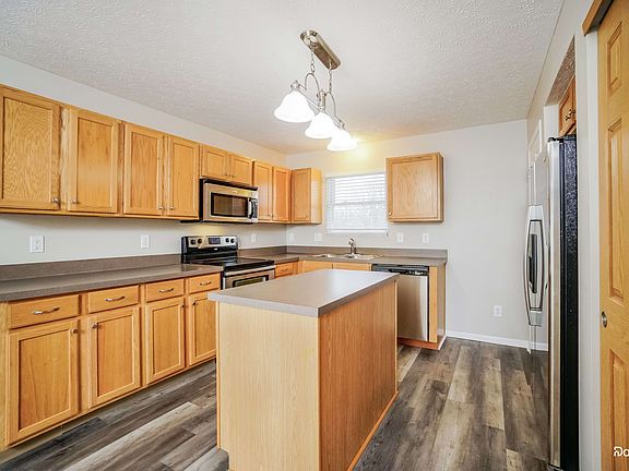 2nd image of 6262 Albany Way Dr