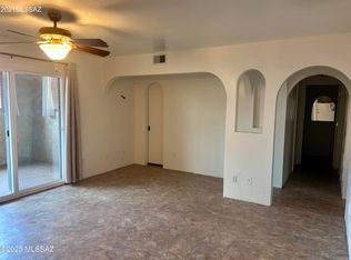 6335 N Barcelona Ln, Tucson, AZ 85704