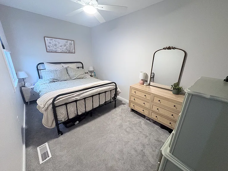 5433 Bennett St #2 — Photo 3