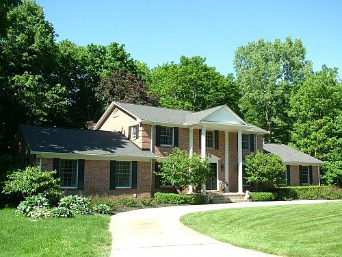 3rd image of 19847 Pierson Dr