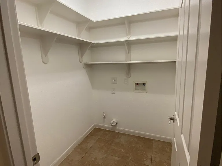 4903 Summer Ridge Dr — Photo 20