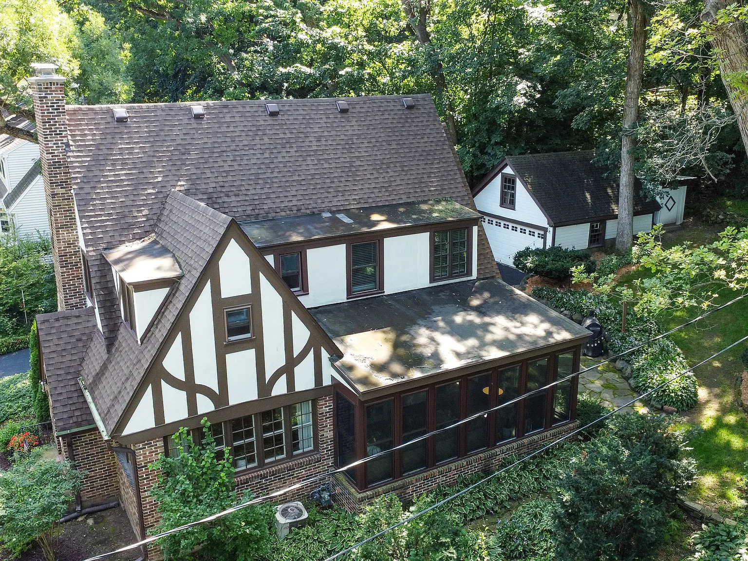 3 bed, 2131 sqft, $3,795 — Photo 3