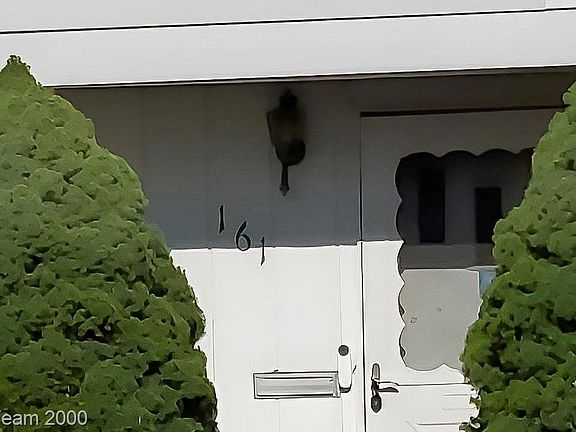 2nd image of 161 Ottawa Dr