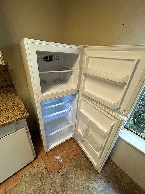 2nd image of 2107 Texas Ave #1