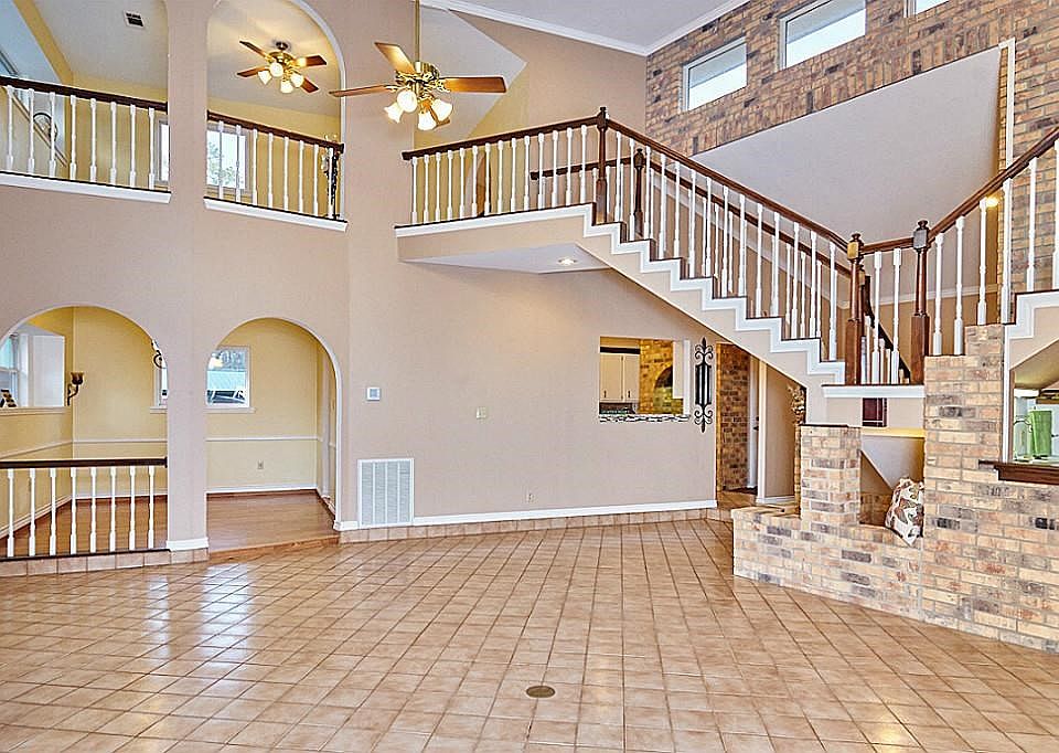 Architectural Dream House priced below 2017 Appraised Value.