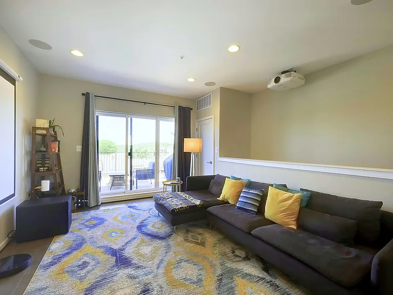 719 Parkside Pl NE — Photo 31