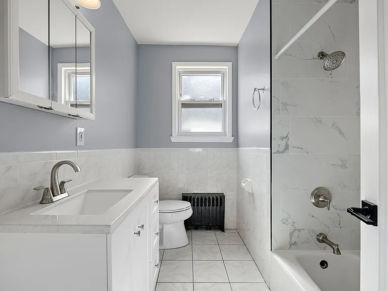 590 Grove Ave #2 — Photo 8