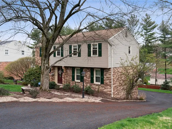 1171 Fox Terrier Dr, Bethel Park, PA 15102