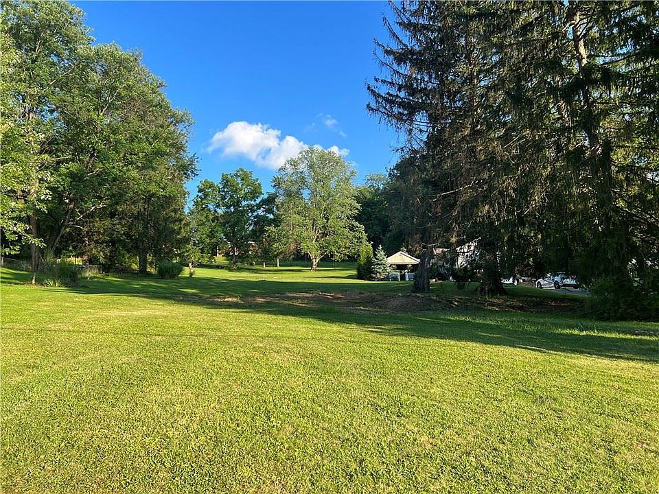 2nd image of 268 Thompsonville Rd