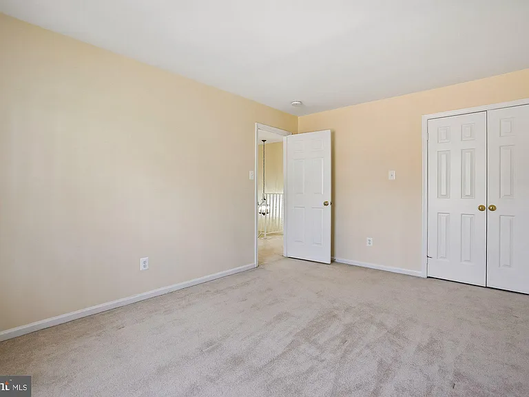 6604 Tina Ln — Photo 22