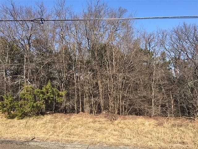 1st image of 927 Indian Dr