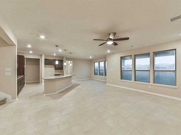 5th image of 8758 Stoney Brook Ln