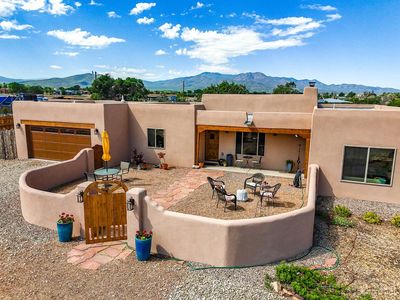 35 Medina, Ranchos De Taos, NM, 87557