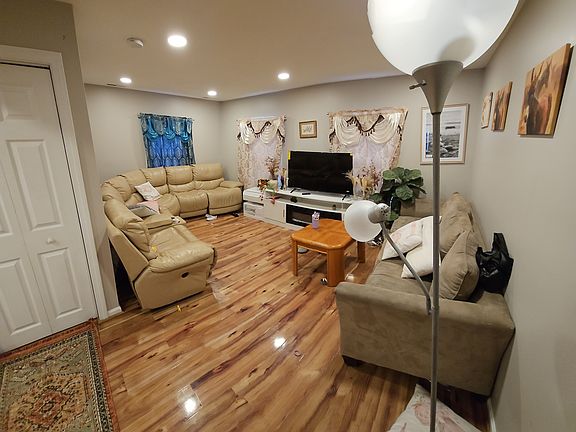 2nd image of 40 Pleasant St APT 2