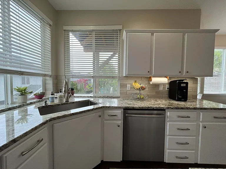 14199 SW Tewkesbury Dr — Photo 10
