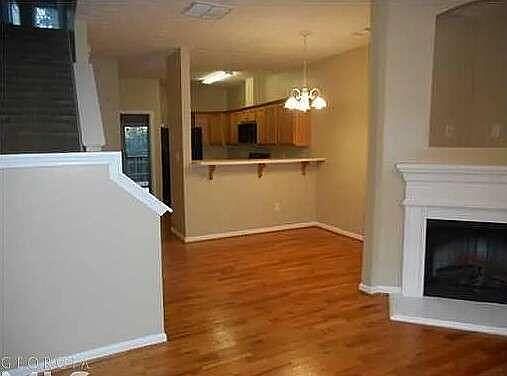 living room to dining room