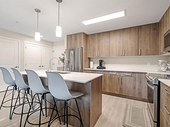 4th image of 110 Presley Pl #311