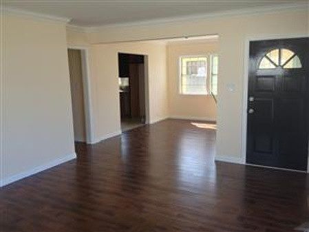 Living room/ Dining room