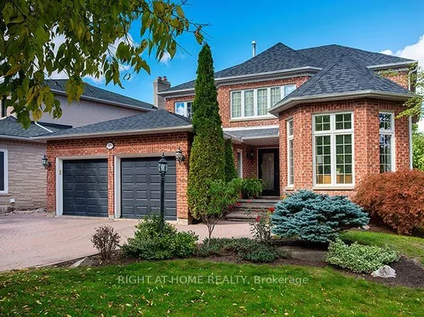 143 Carlyle Cres, Aurora, ON L4G 6P8