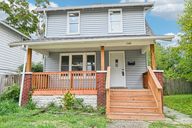 Oakwood Ave-001.jpg