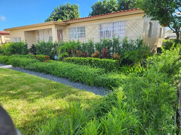 964 SE 3rd Pl, Hialeah, FL 33010