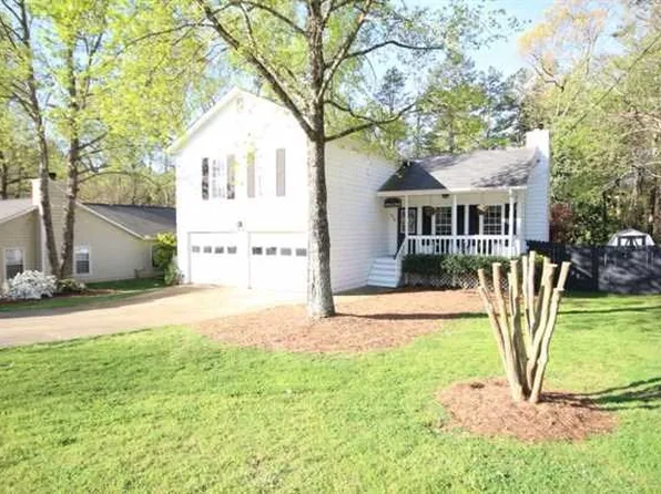 4255 Hidden Meadow Way, Buford, GA 30518